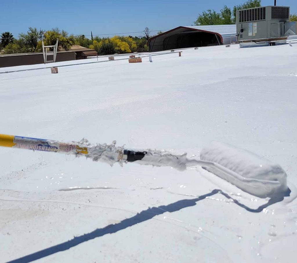 applying-elastomeric-roof-coating